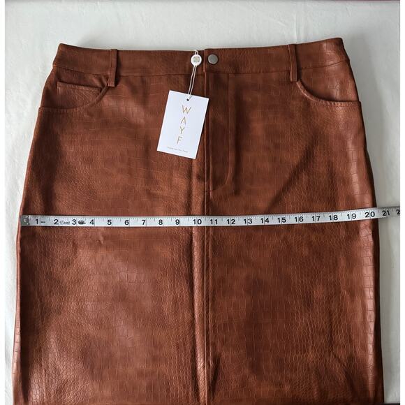 New WAYF Roberta Croc Embossed Midi Skirt in Brown Faux Leather Size L - Picture 11 of 13